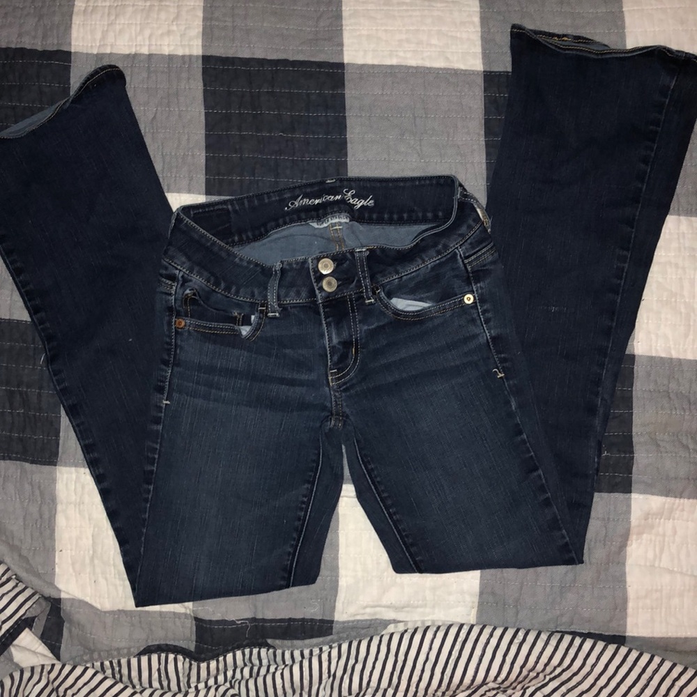 Women’s size 2 American Eagle jeans